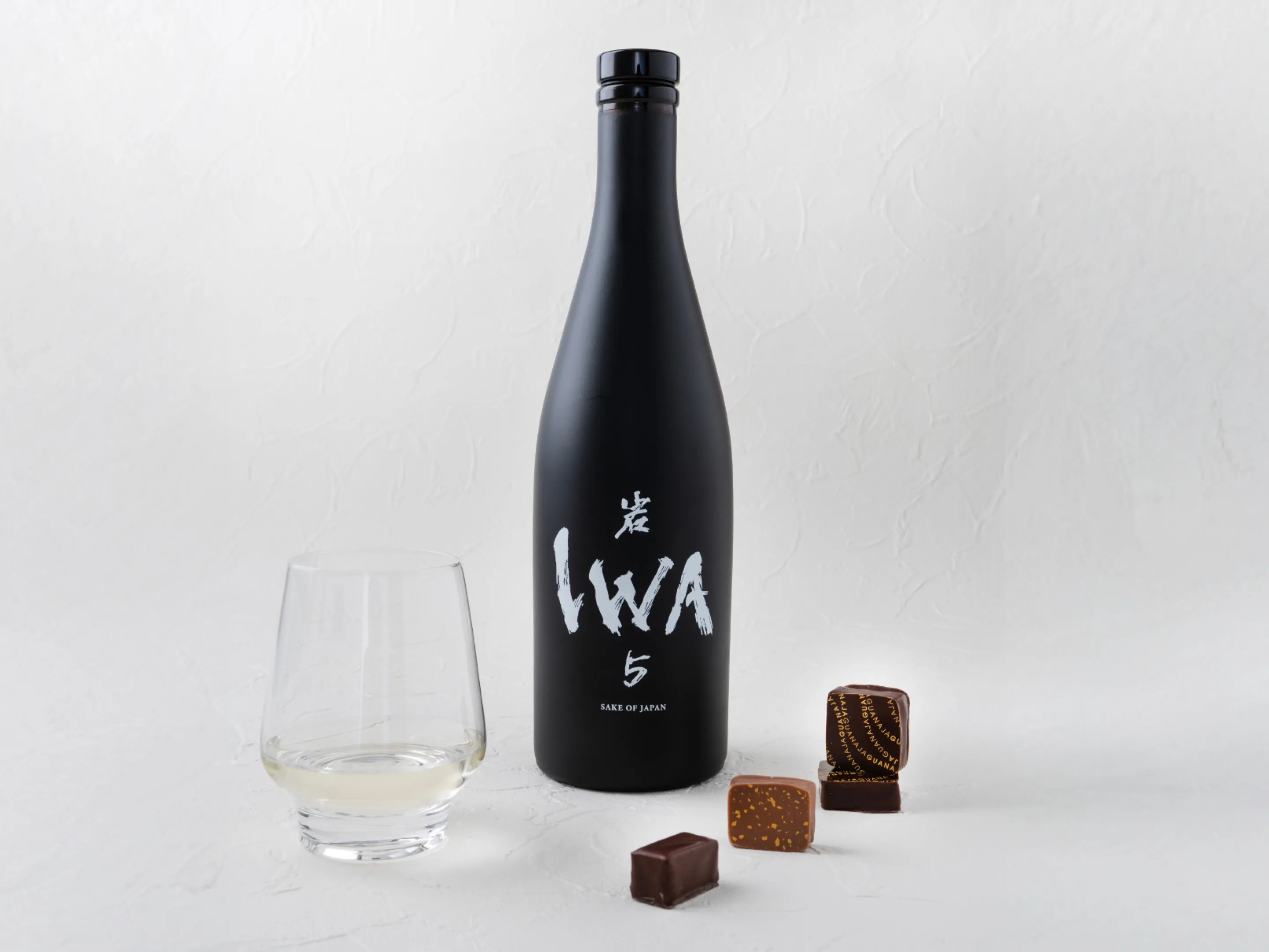 SAKE OF JAPAN IWA × CHOCOLAT FRAIS