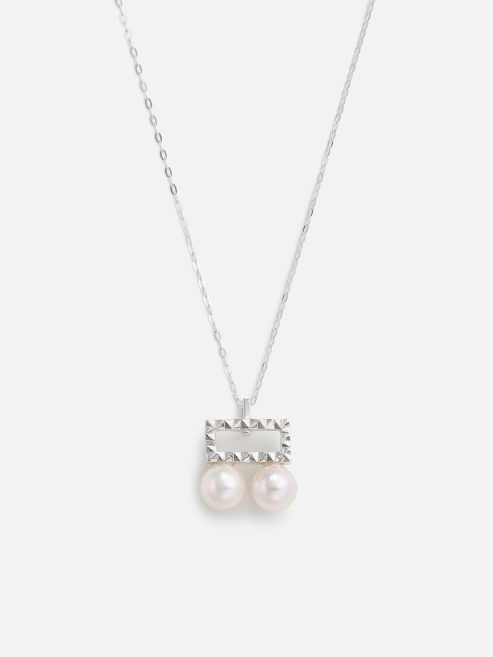 PETITE CHERIE プティ　シェリ　パールネックレス　試着のみの美品✨ 和光パールネックレスプティ コリエPetite Collier