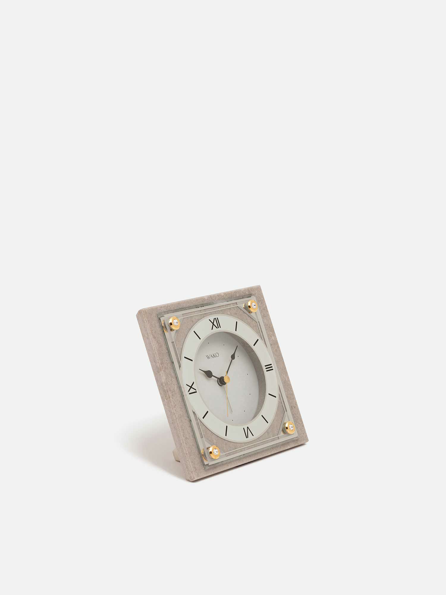 ミディアムグレー