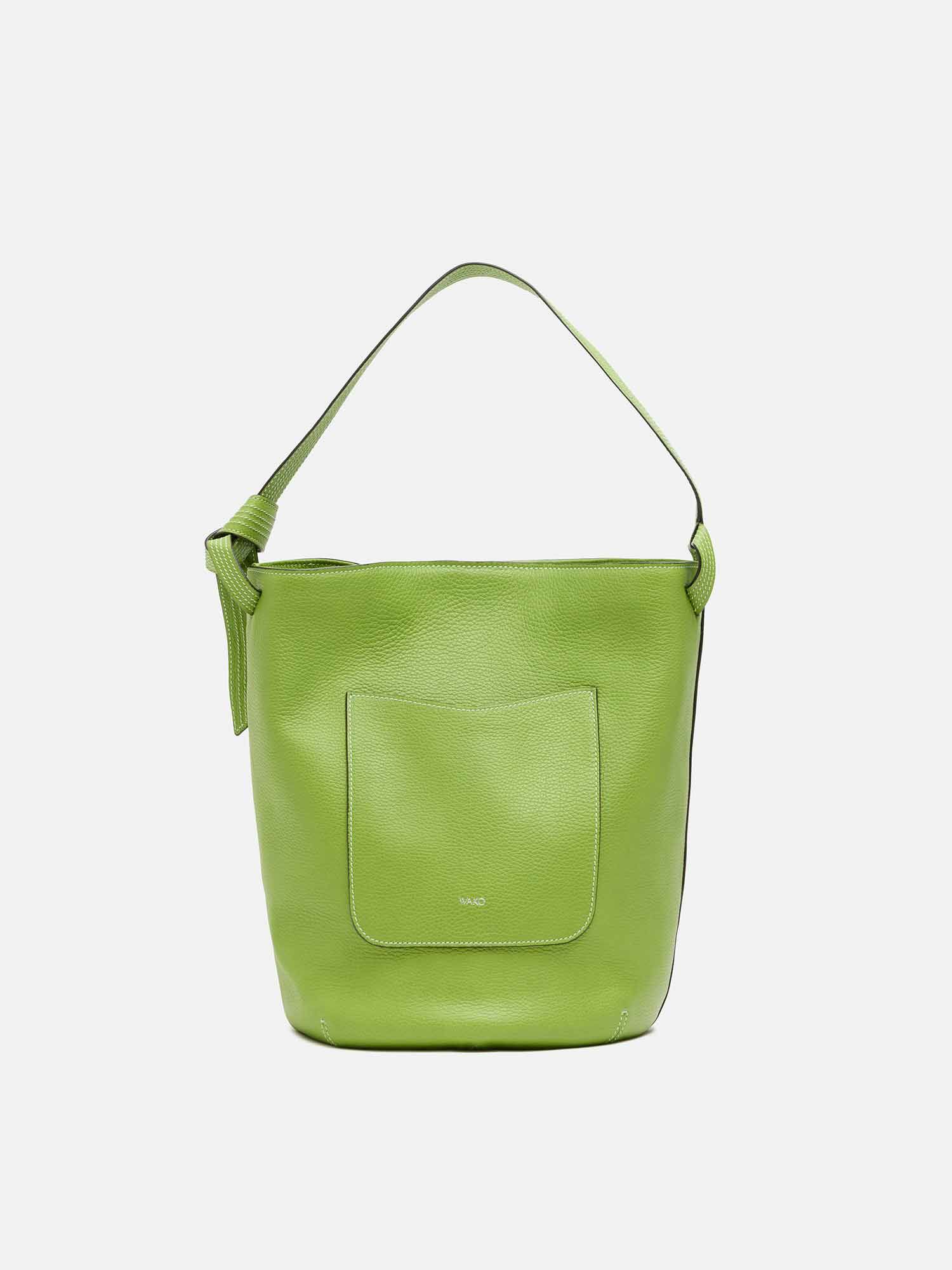 ライトグリーン