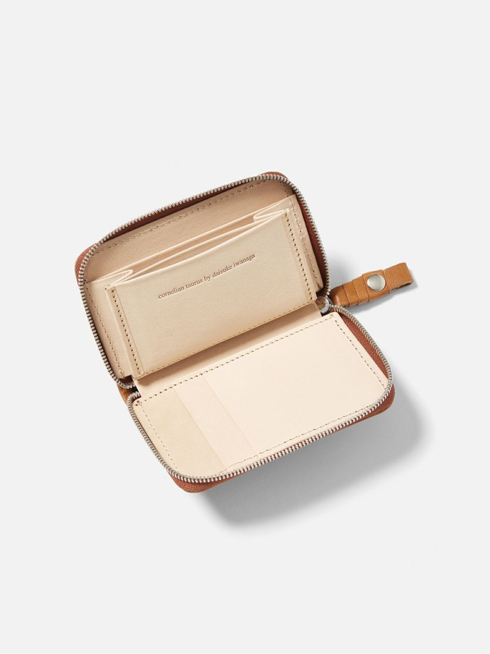 cornelian taurus by daisuke iwanaga 2door card case ブラウン