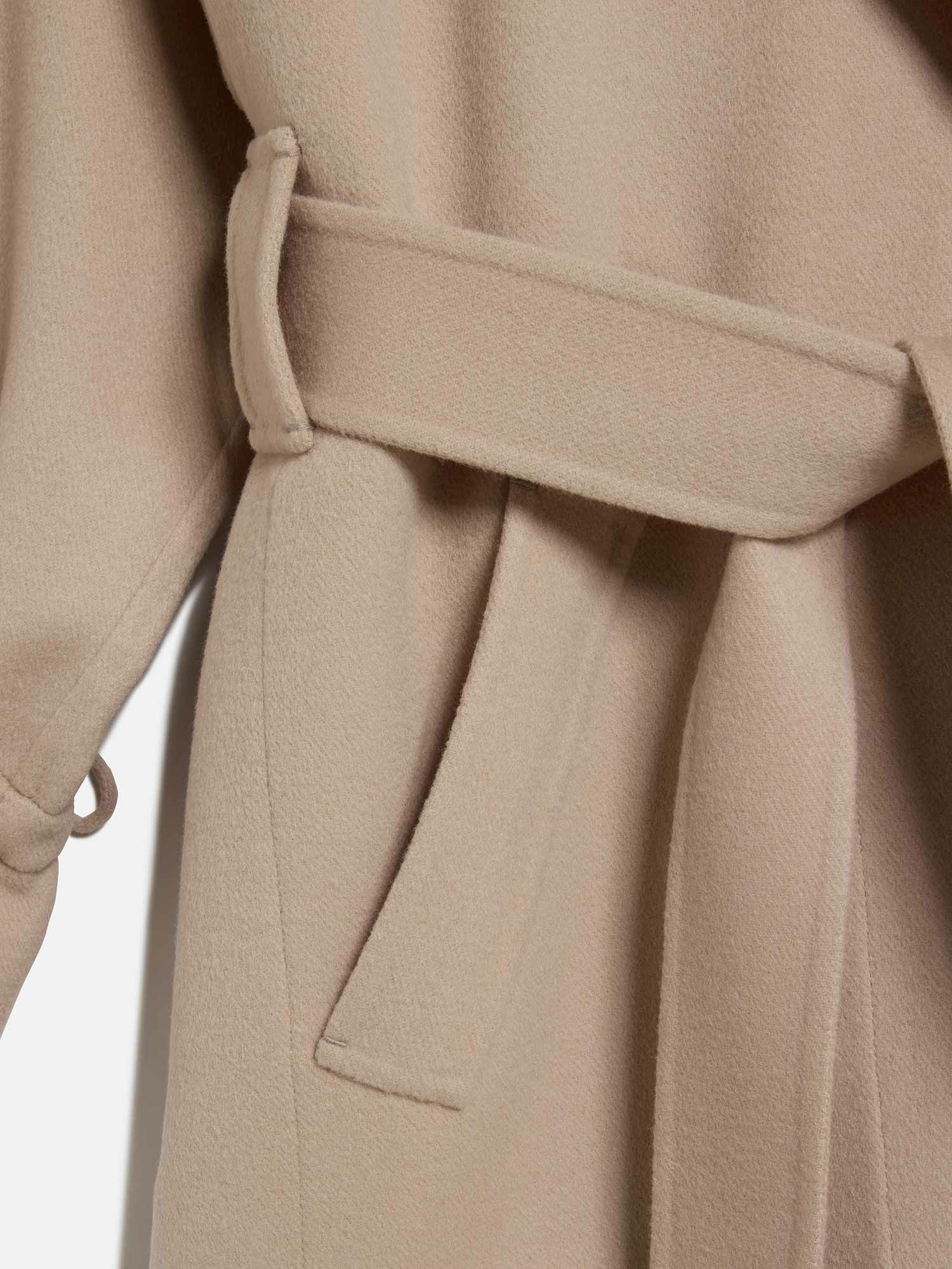NEW CLOSET リバーフードコート ベージュ |アウター・ジャケット 