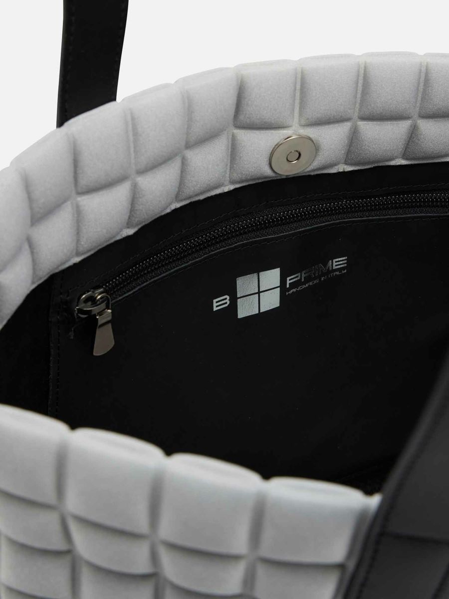 シルバー光沢ハンドバッグ ハンドバッグ ブラック／シルバー |ハンドバッグ | WAKO公式