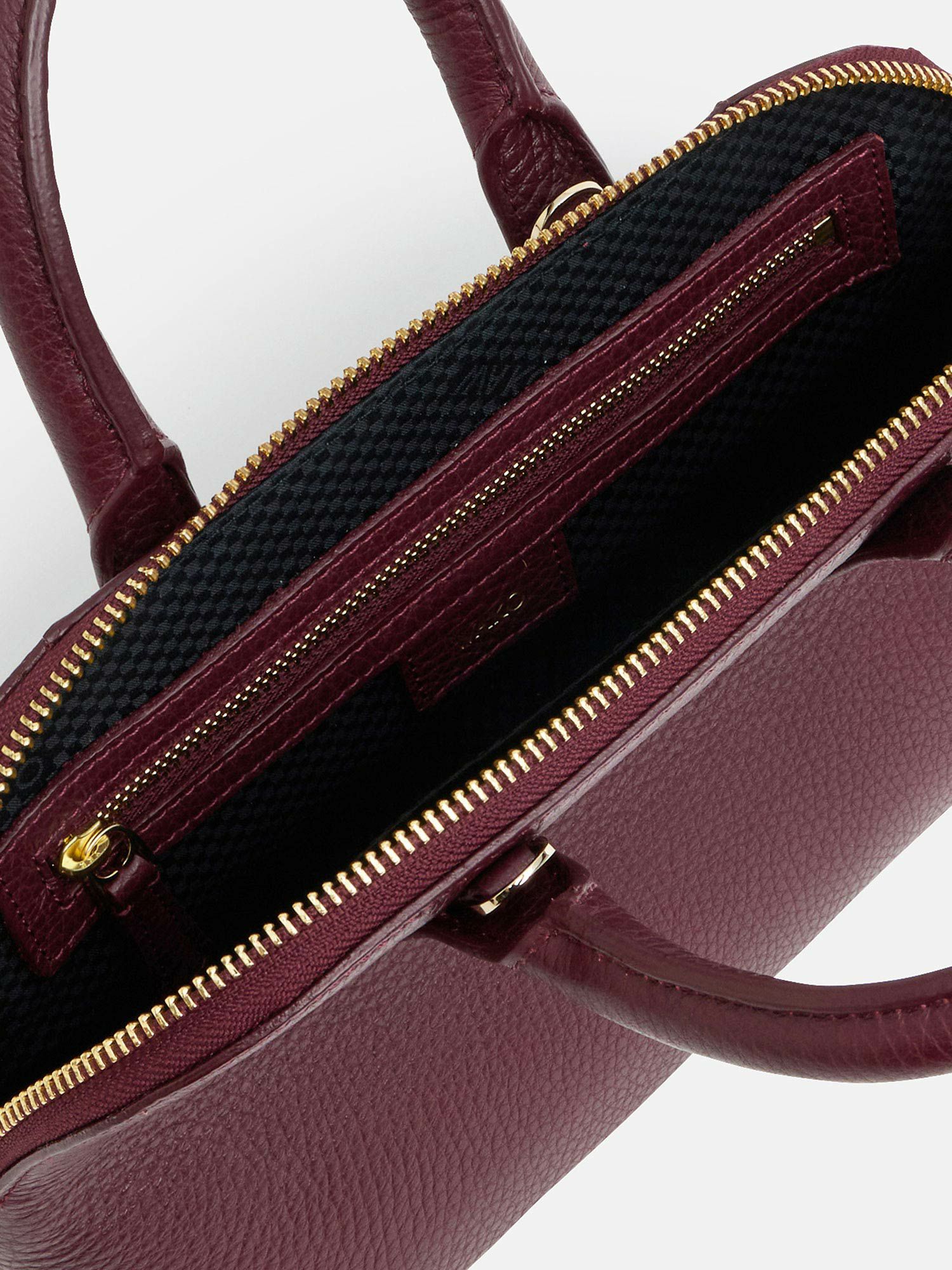 NEW CLOSET ミニショルダーバッグ ボルドー |ショルダーバッグ