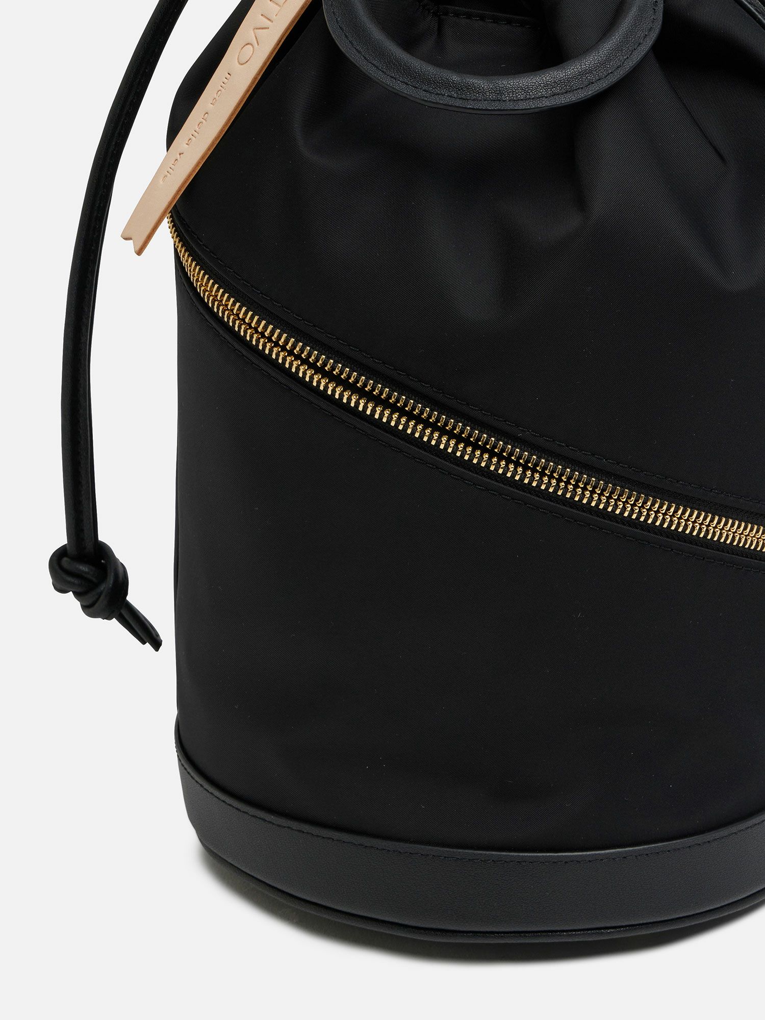 mica della valle / ショルダーバッグ/--/BLK mica della valle ショルダーバッグ ブラック |ショルダーバッグ