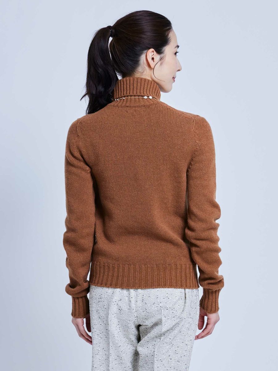 スカリオーネ タートルネックセーター キャメル |トップス