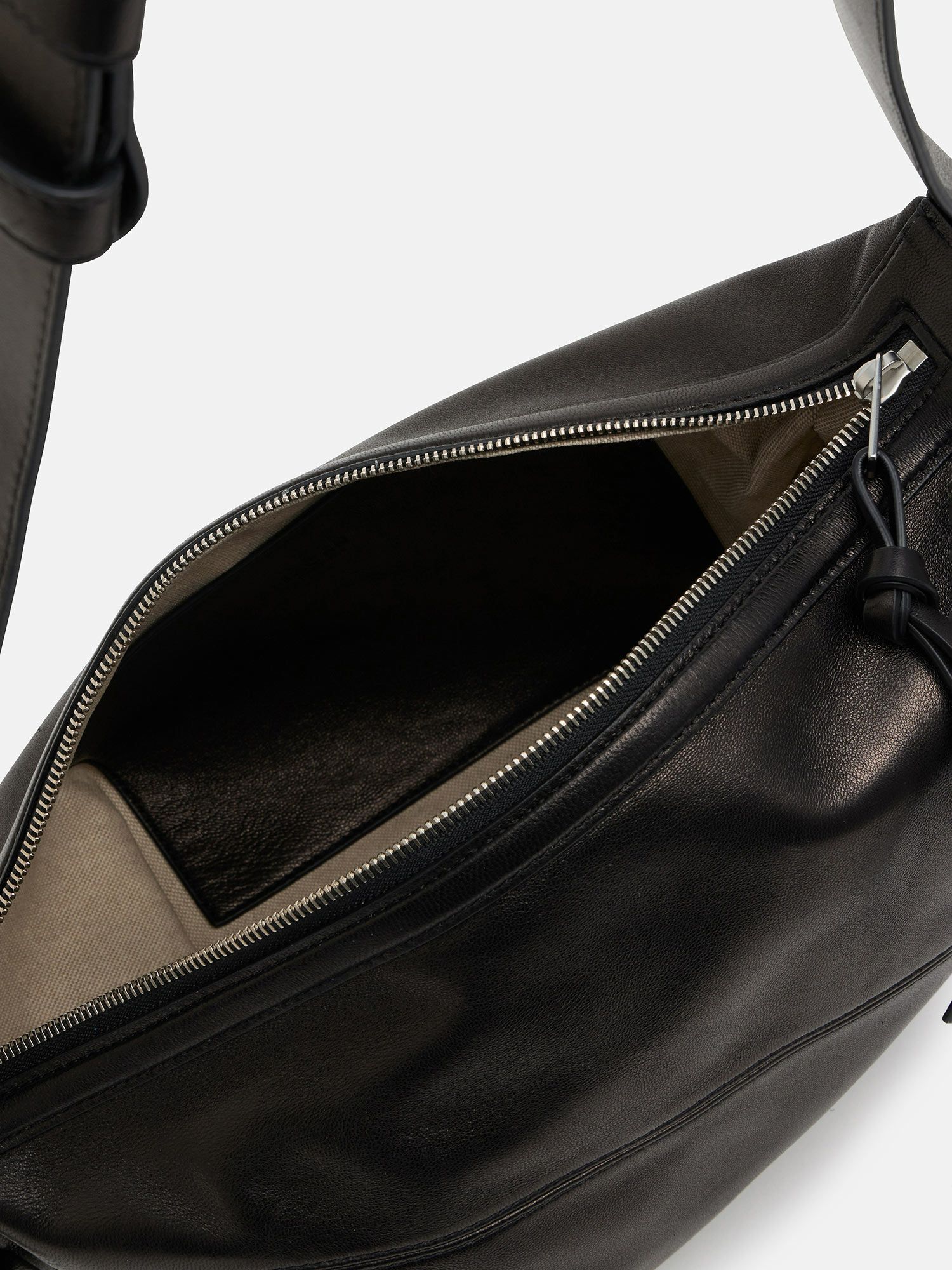 FUROSHIKI CROSS BODY BAG M LAMB ブラック |ショルダーバッグ