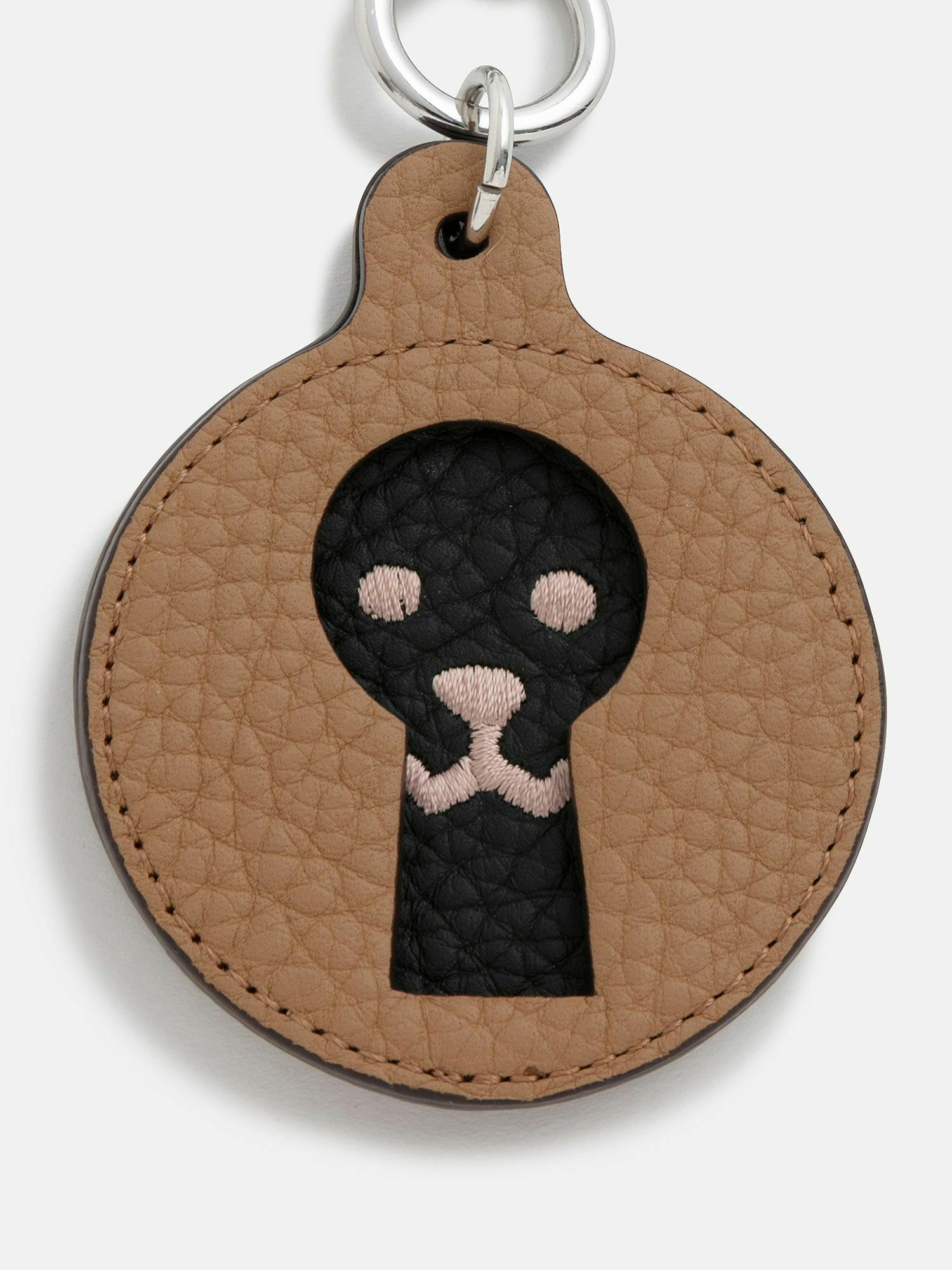 バッグチャーム ベージュ |その他の革小物 | WAKO公式オンライン